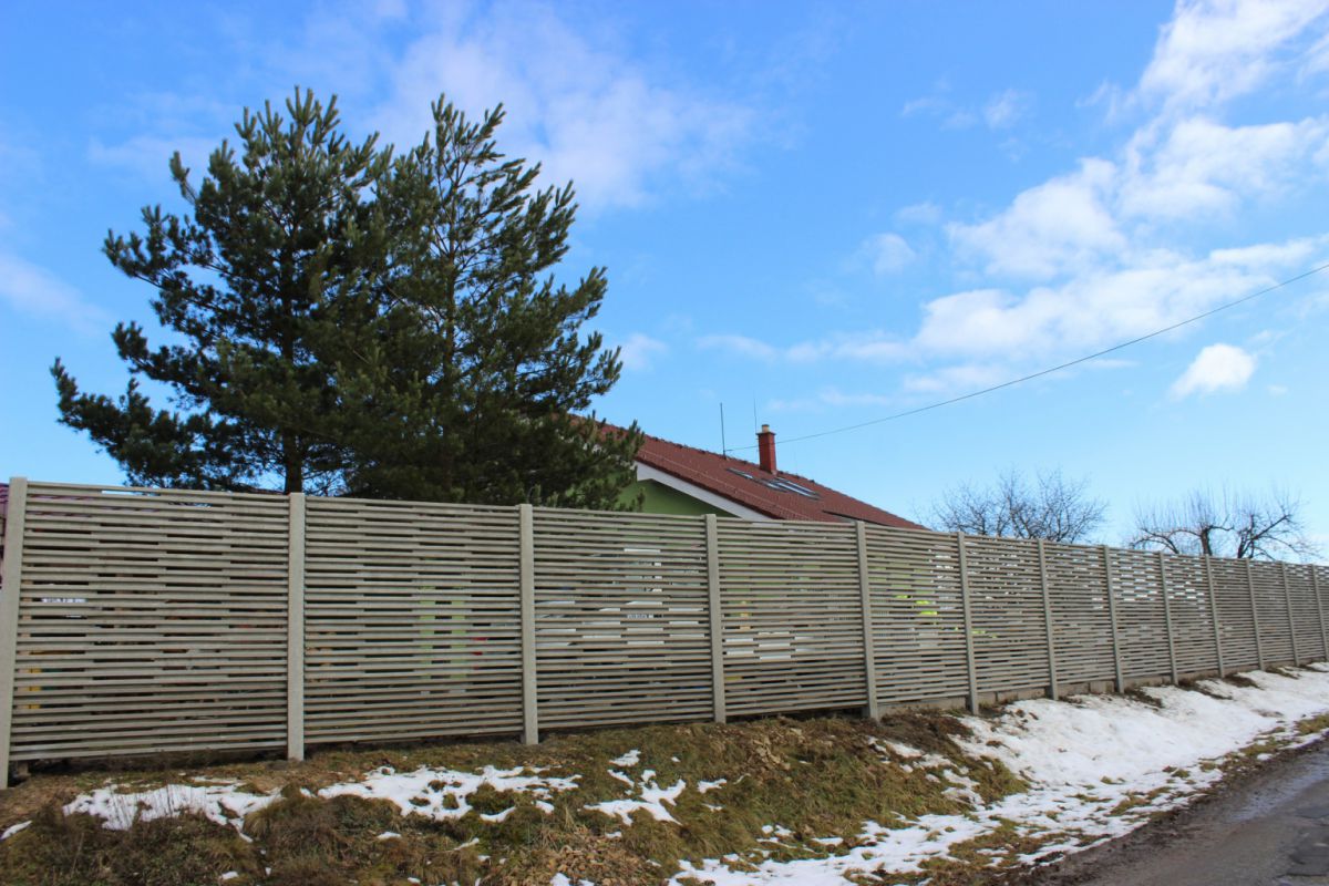Stavba plotu v zimě – jistě, proč ne?
