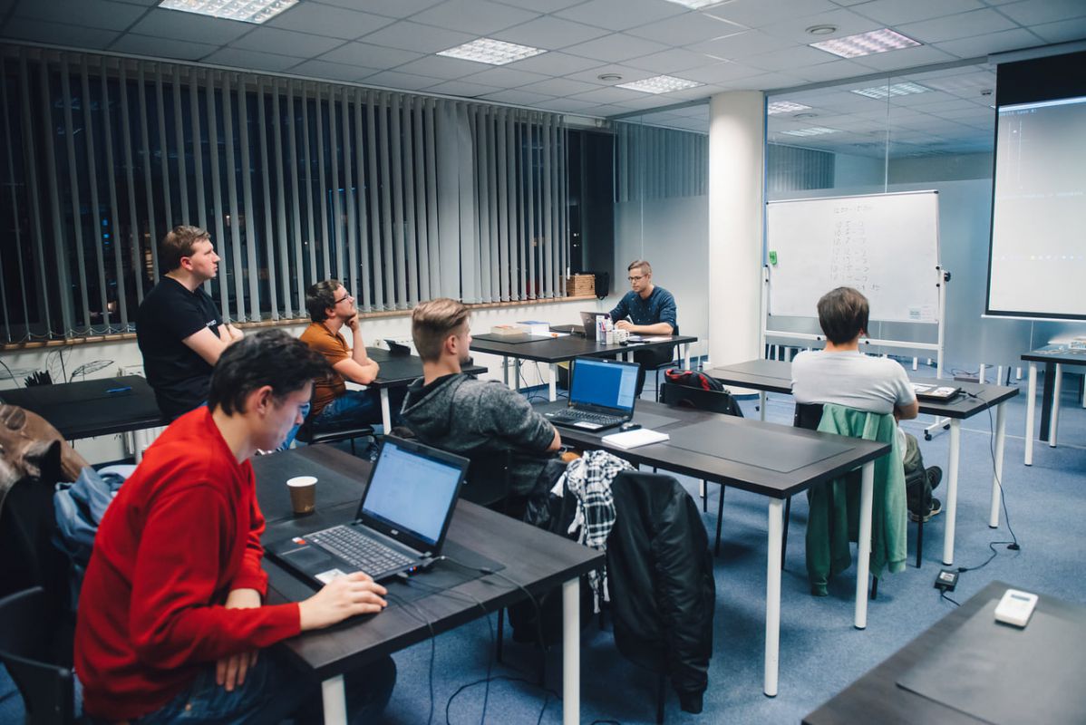 Proč je IT kurz kl&iacute;čov&yacute; pro kari&eacute;ru i osobn&iacute; rozvoj